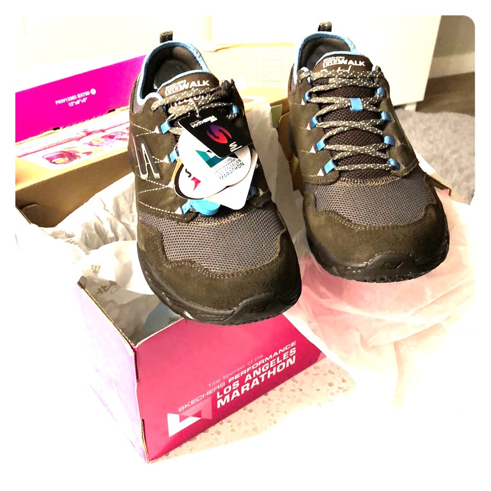 Skechers 360 Go Walk - Women’s Size 8